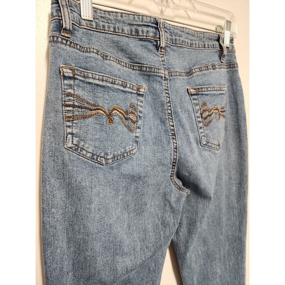 Cato Premium Size 6 Womens Denim Blue Jean Pants Straight Leg Everyday - Picture 4 of 11